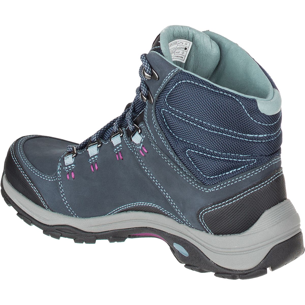 Ahnu montara outlet iii hiking boots