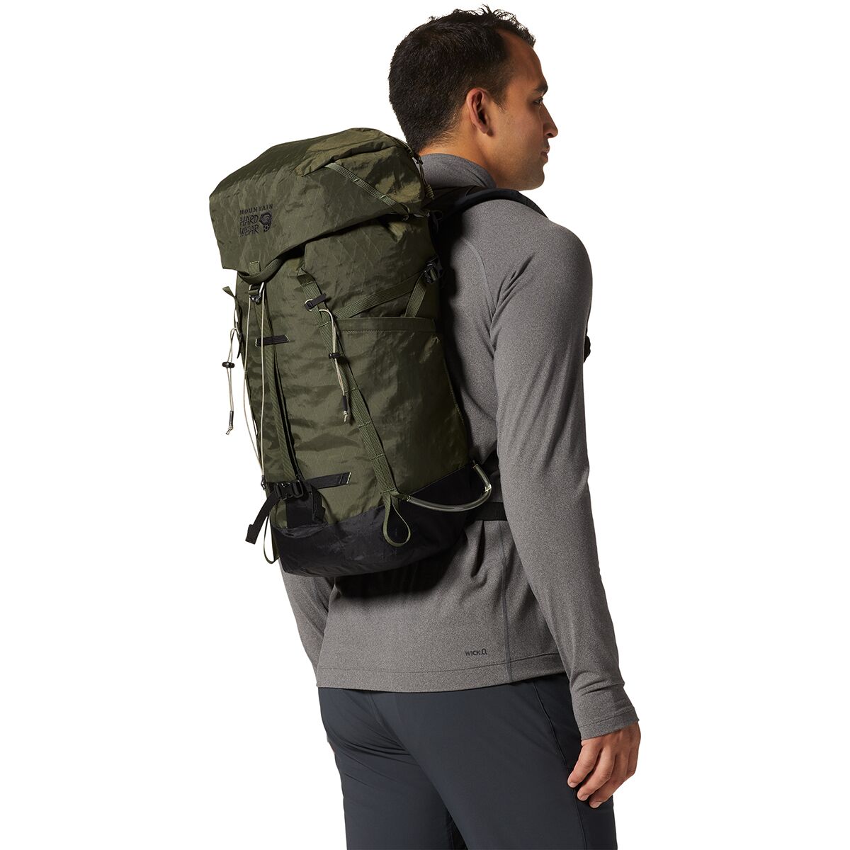 Mountain hardwear shop scrambler 25l