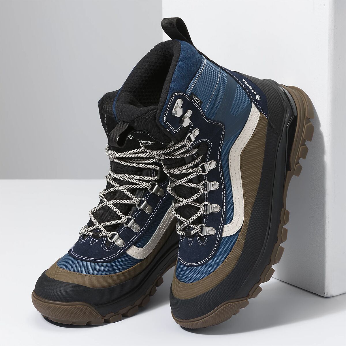 Snow Kicker Gore-Tex MTE-3 Boots (PS) — Garage Skateshop