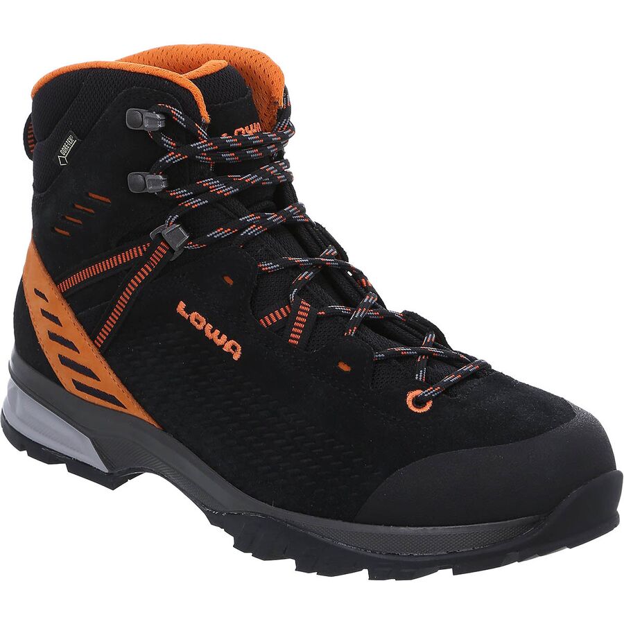 arco essentials boots