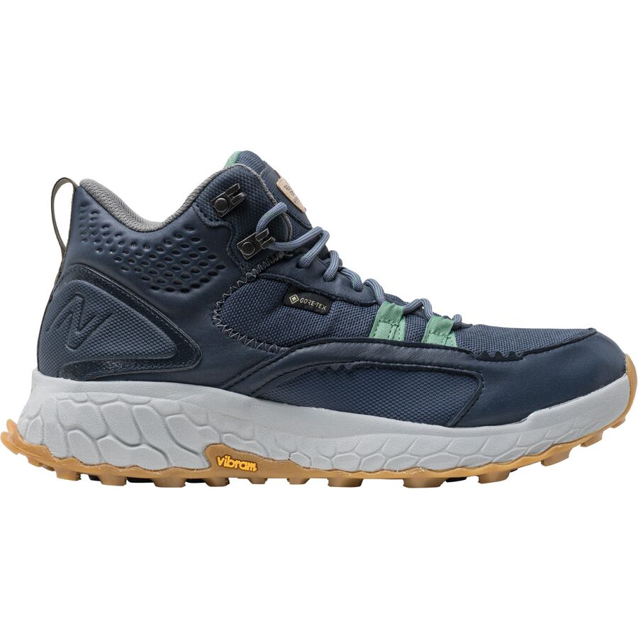 New balance hiking footwear best sale