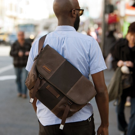 Classic Messenger Bag - S – Sports Basement